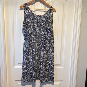 Columbia Black and White Floral Midi active wear Dress
